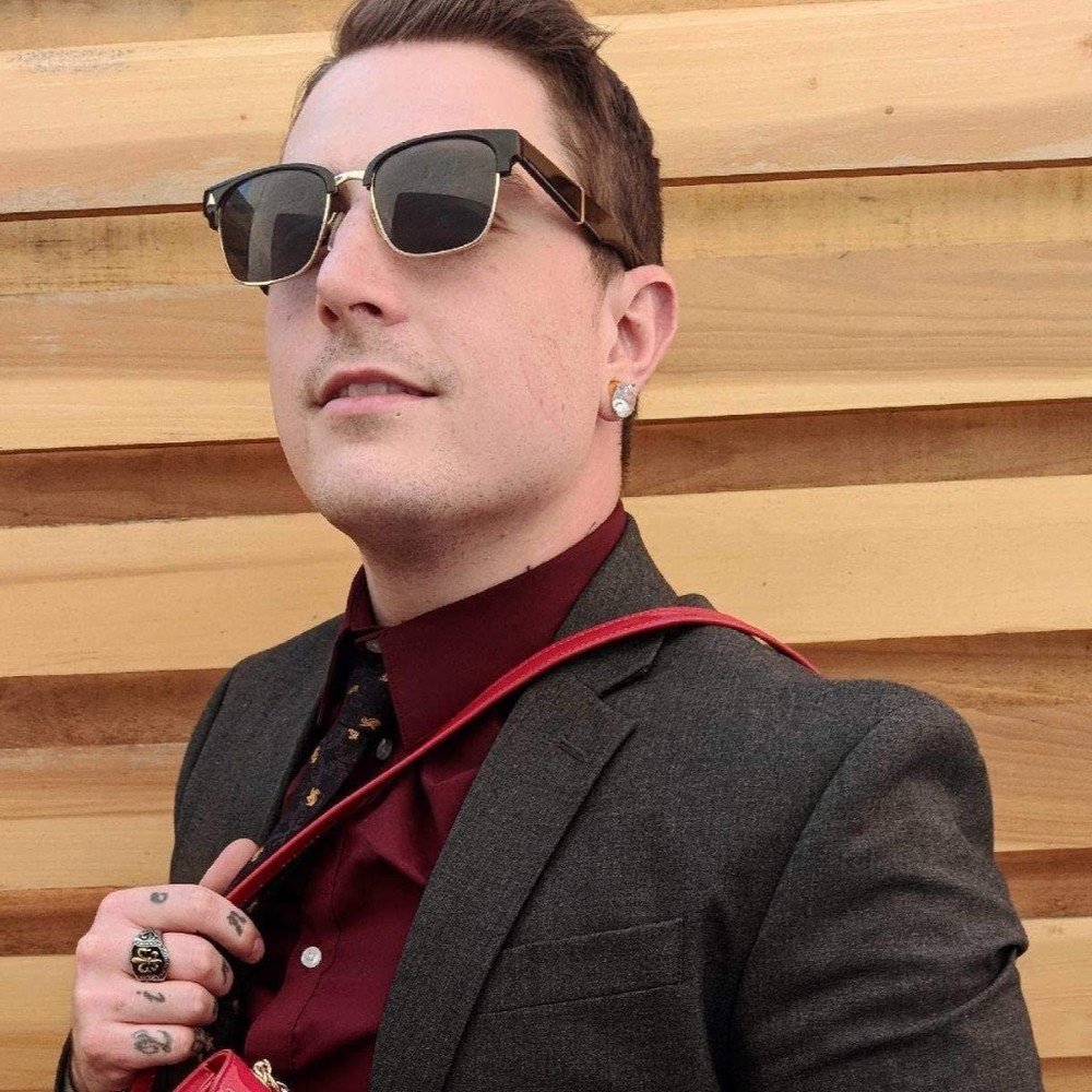 Meet your Posher, Shane